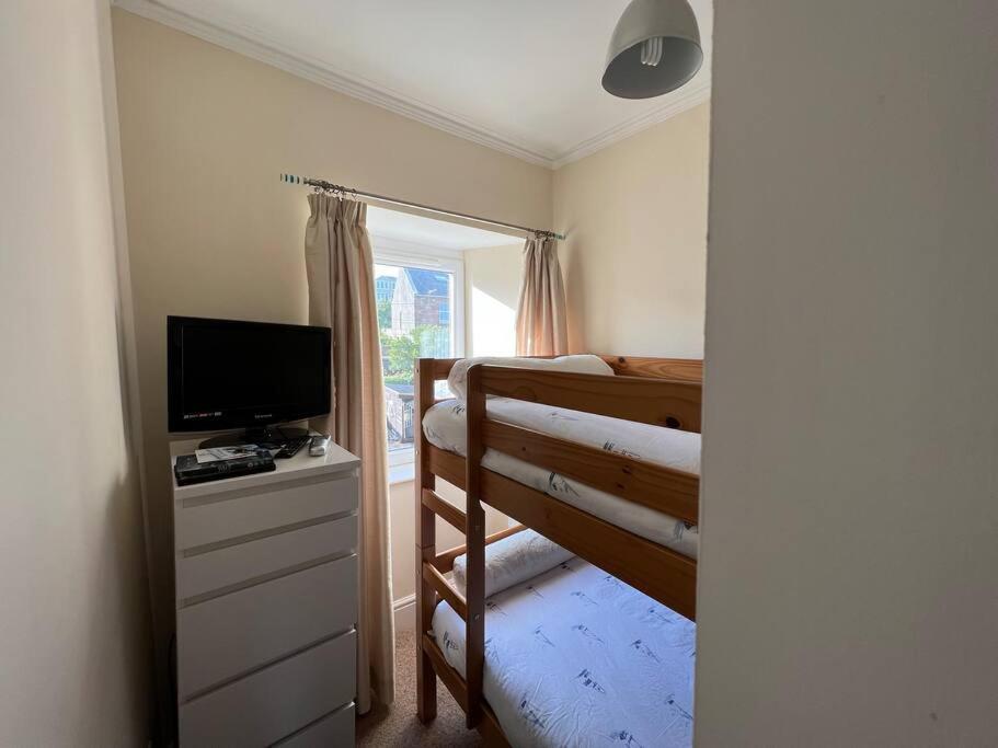 Fantastic 3 Bedroom Holiday Home 밀포트 외부 사진