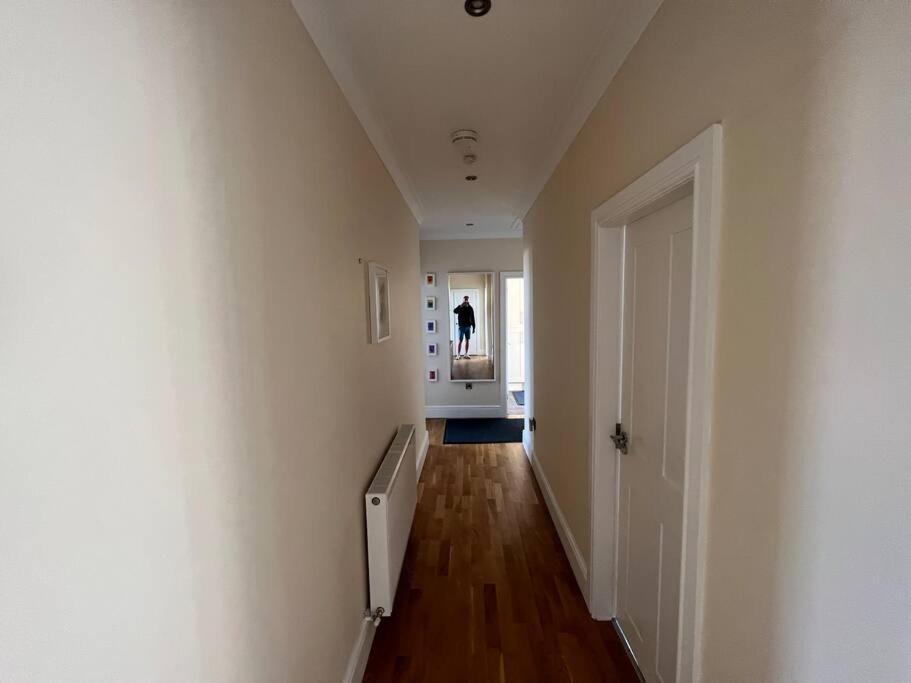 Fantastic 3 Bedroom Holiday Home 밀포트 외부 사진