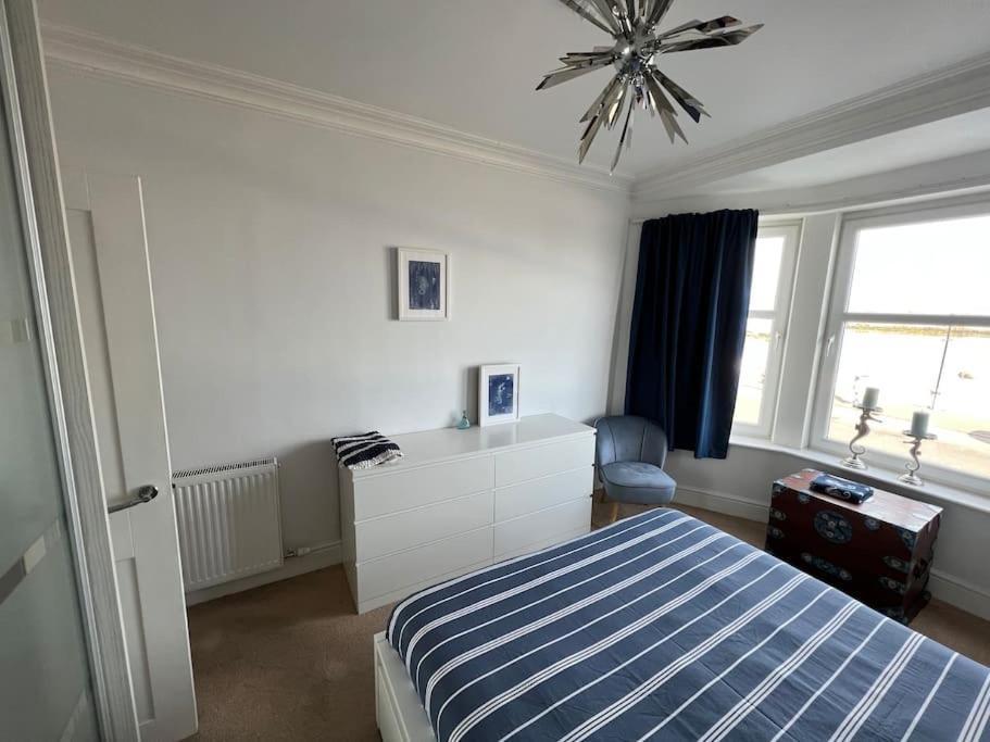 Fantastic 3 Bedroom Holiday Home 밀포트 외부 사진